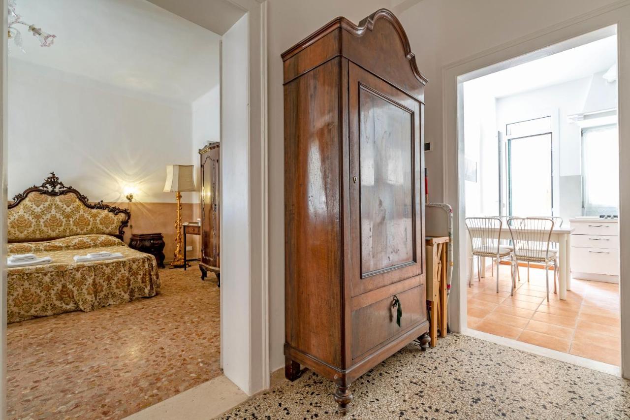 Queen House Venezia Luaran gambar