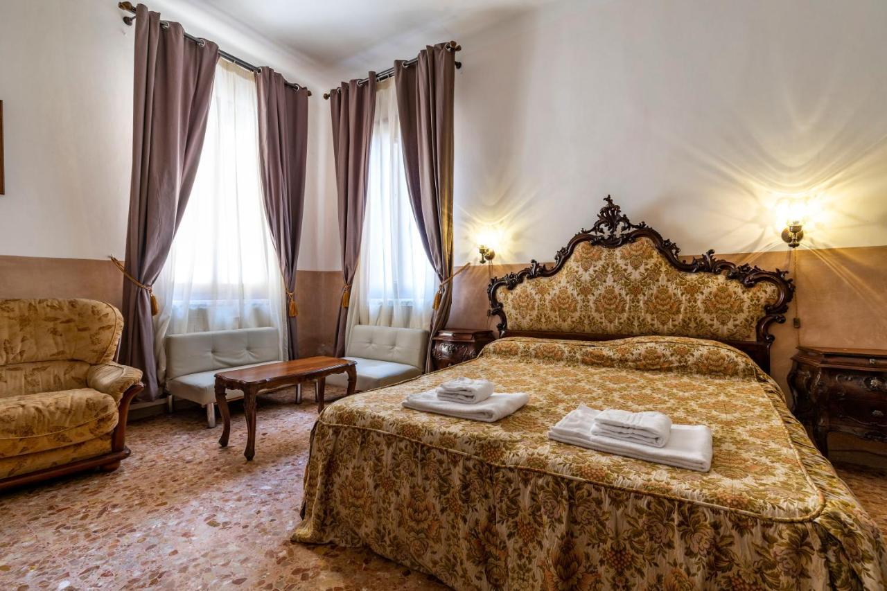 Queen House Venezia Luaran gambar