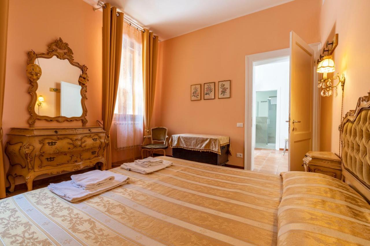 Queen House Venezia Luaran gambar